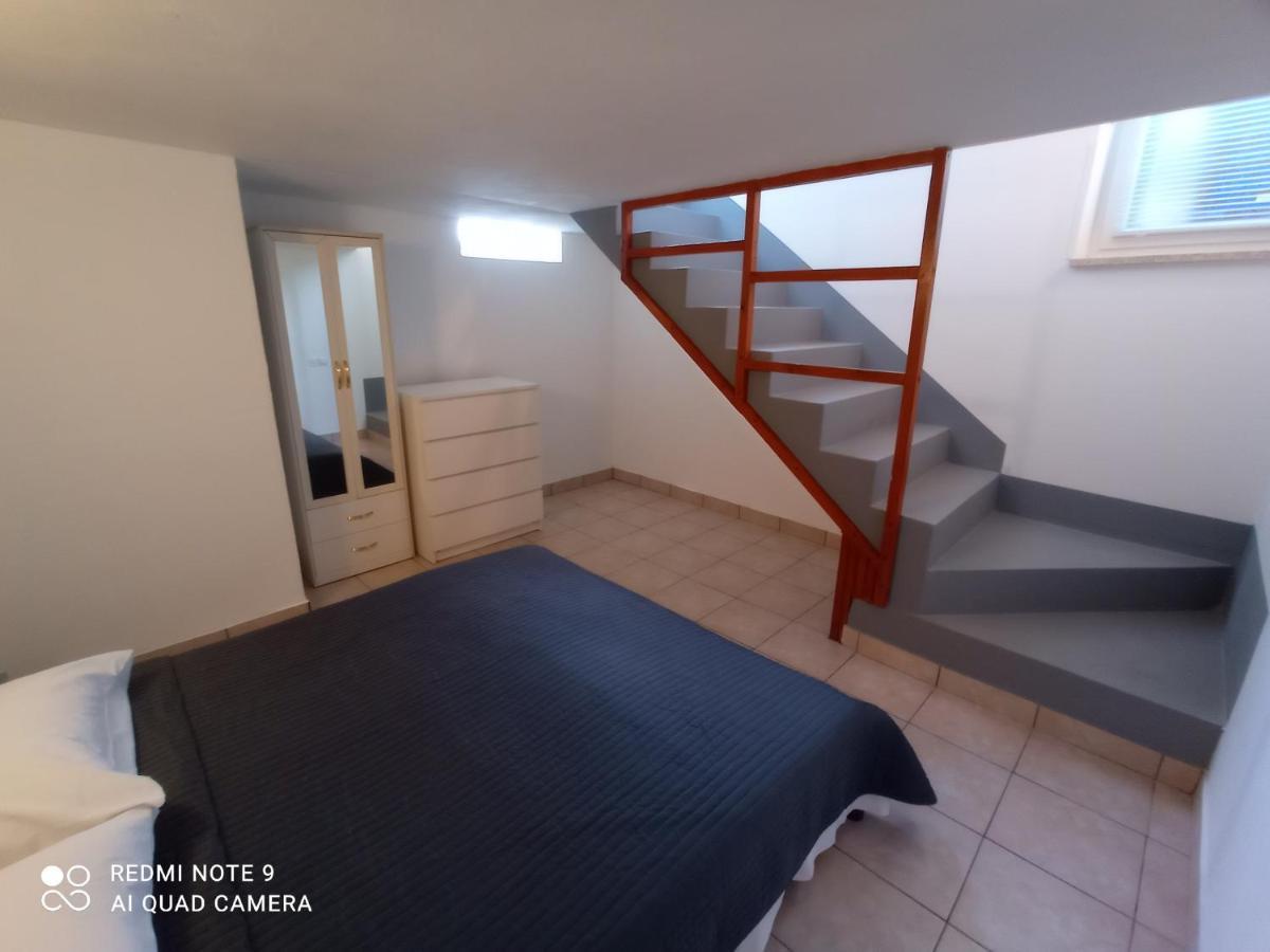Studio Apartman Premantura Exterior photo